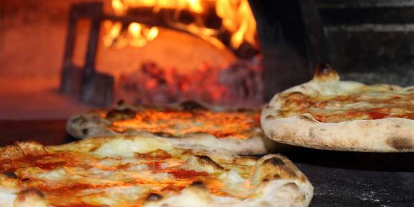 Fattori essenziali per scegliere una Pizzeria Napoletana a Milano